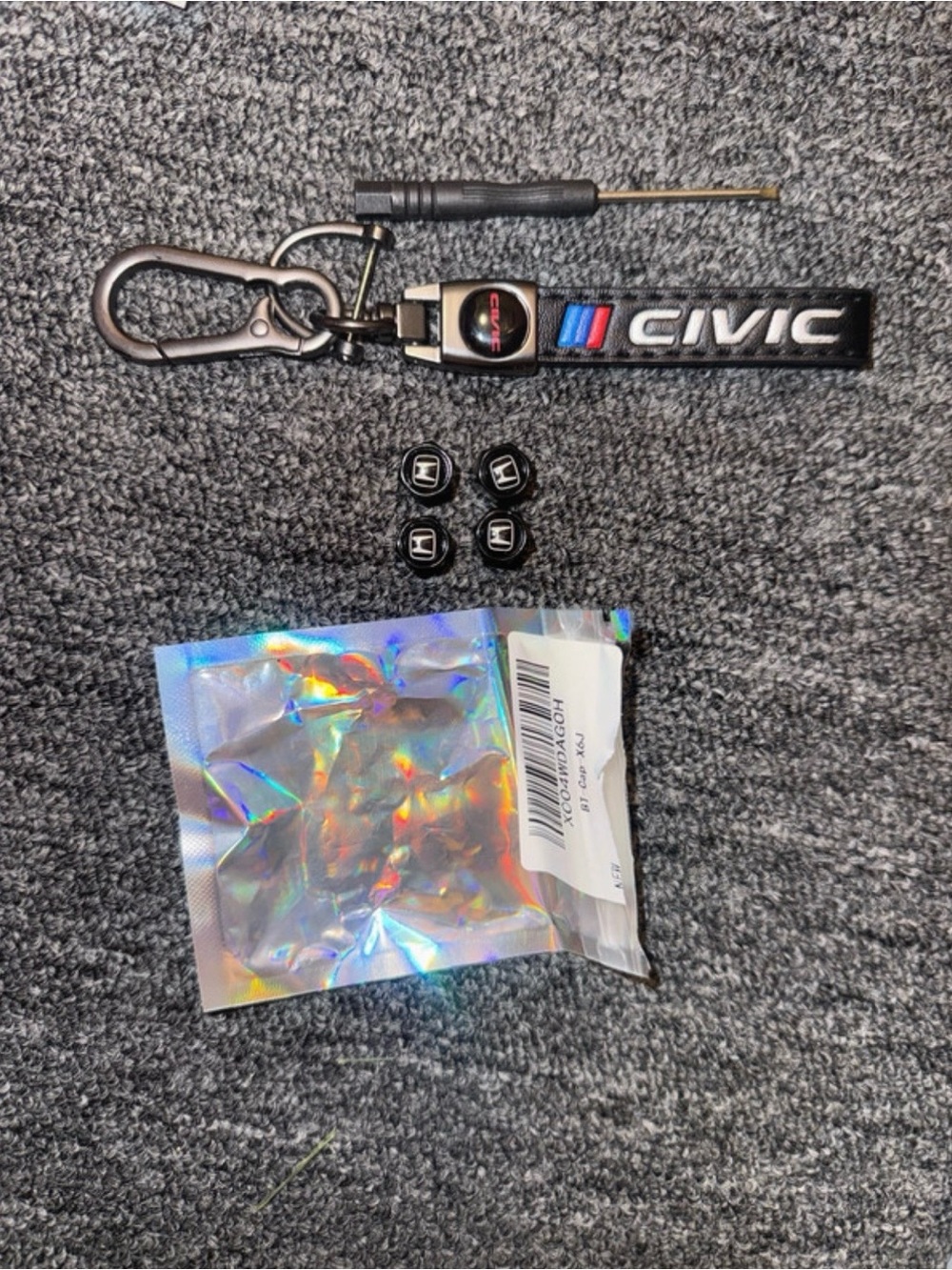 Civic Keychain with Honda Valve Stem Caps - Black